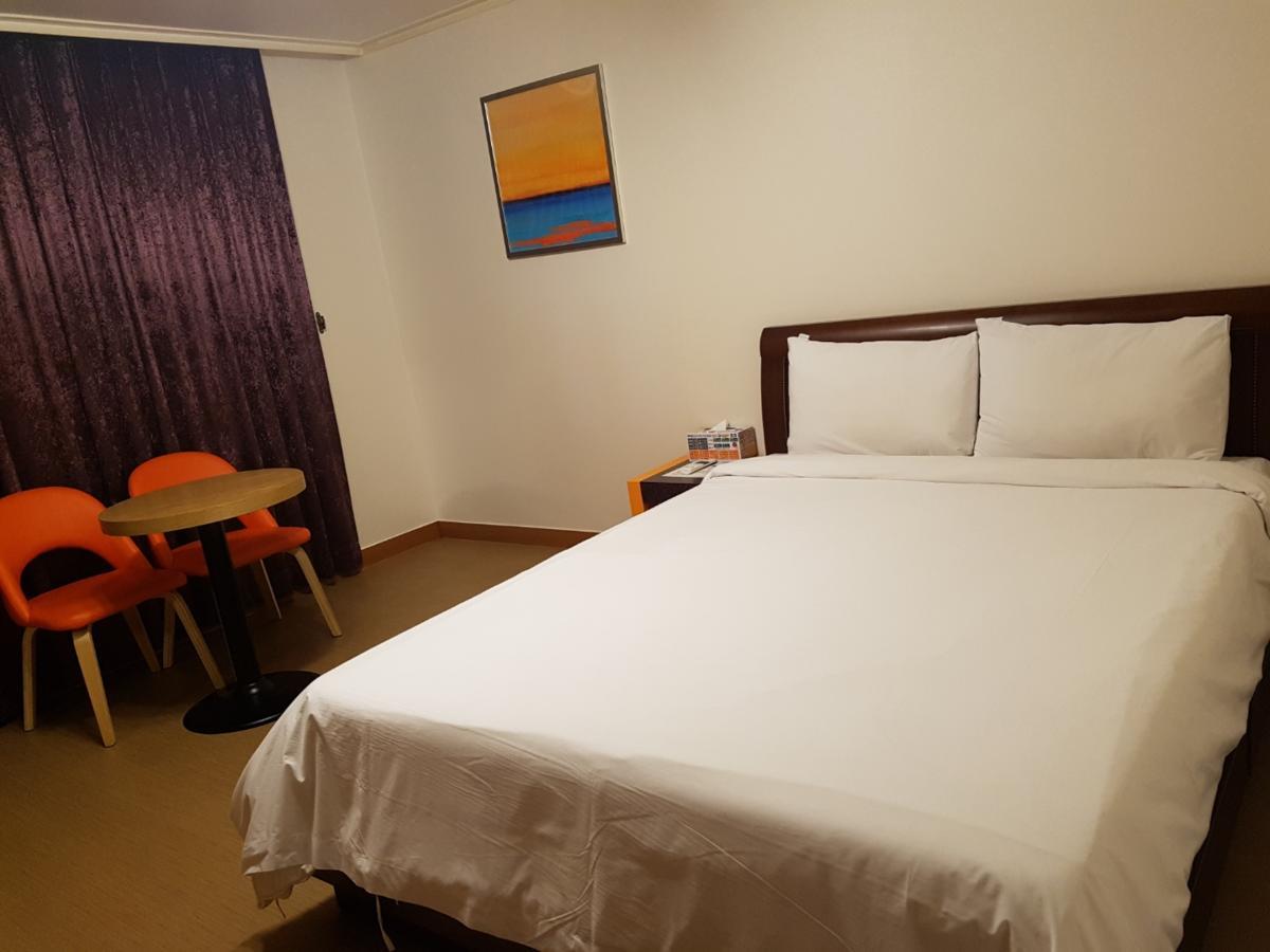 Crystal Motel Κανγκούνγκ Εξωτερικό φωτογραφία